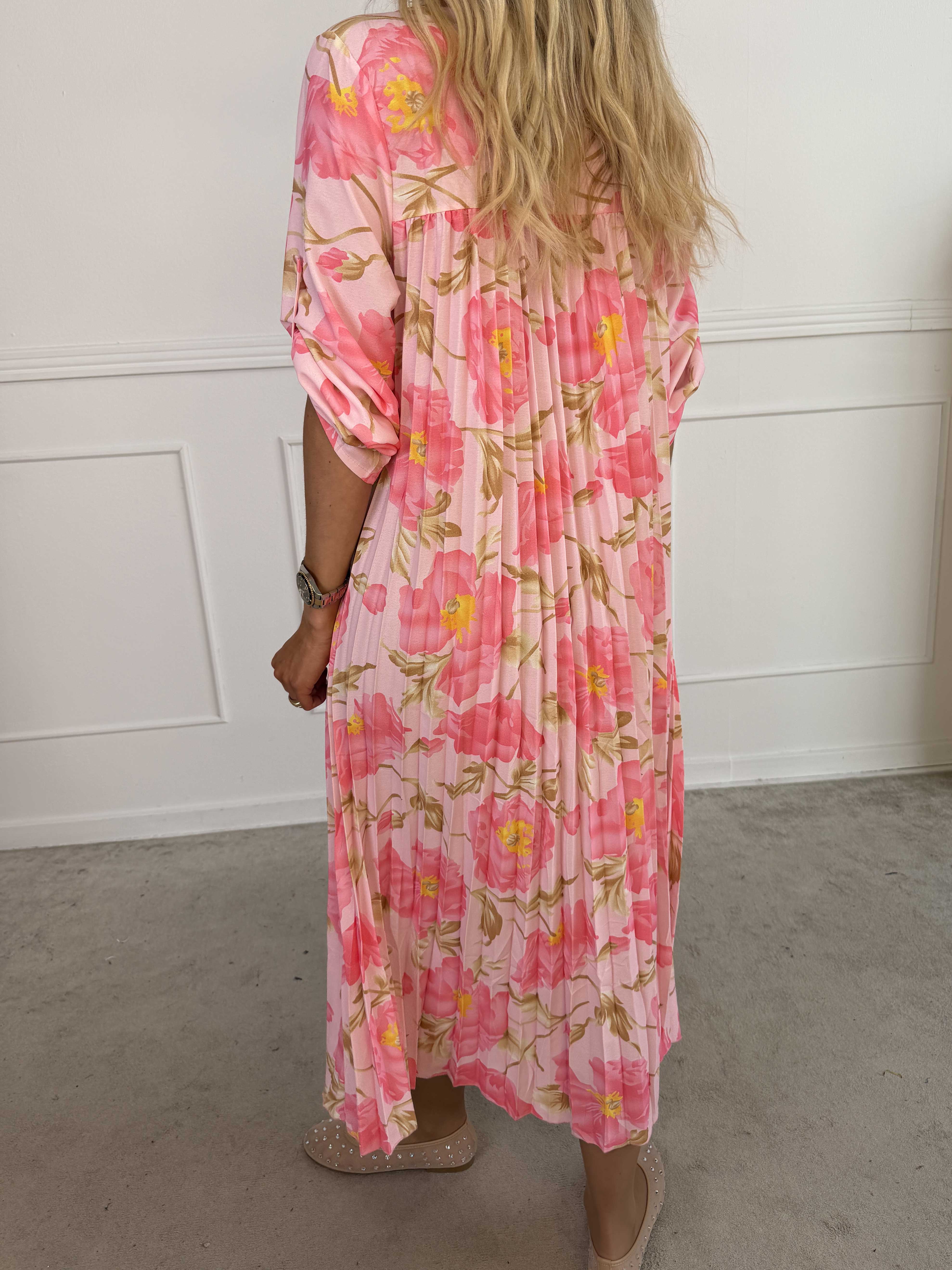 Nannie Botanic - Lang plisseret kjole med blomstermotiver